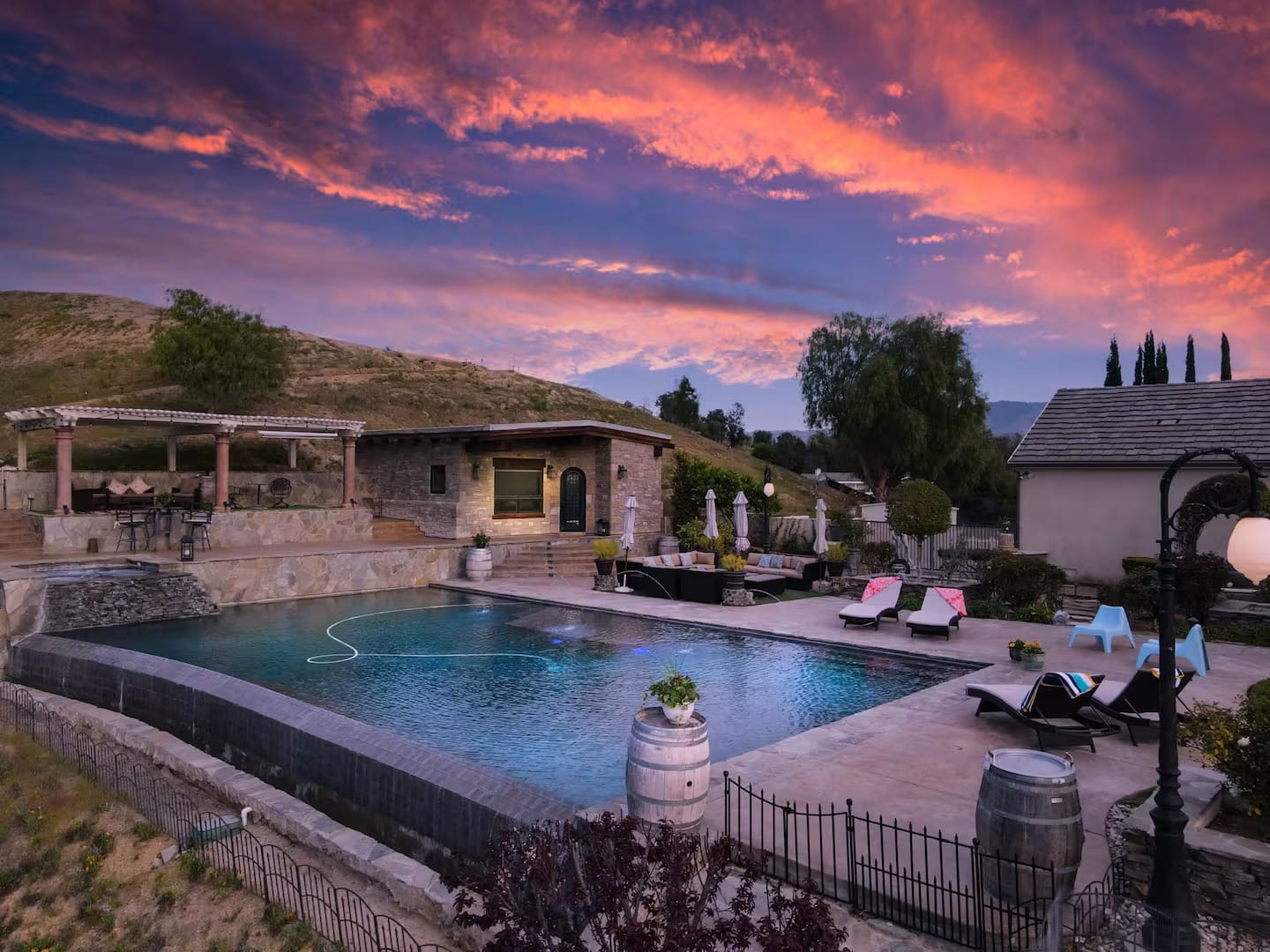 From Inspiration to Reality: Transforming Your Estate‑Style Rental into a Luxury Wedding Venue